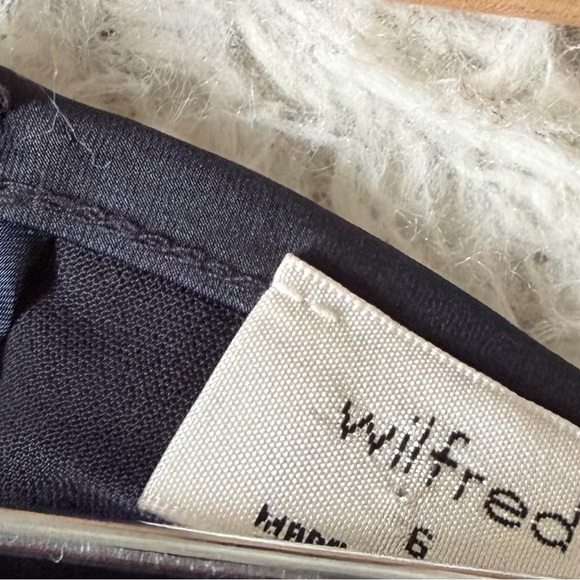 Aritzia Wilfred Devotion Skirt - Picture 7 of 8